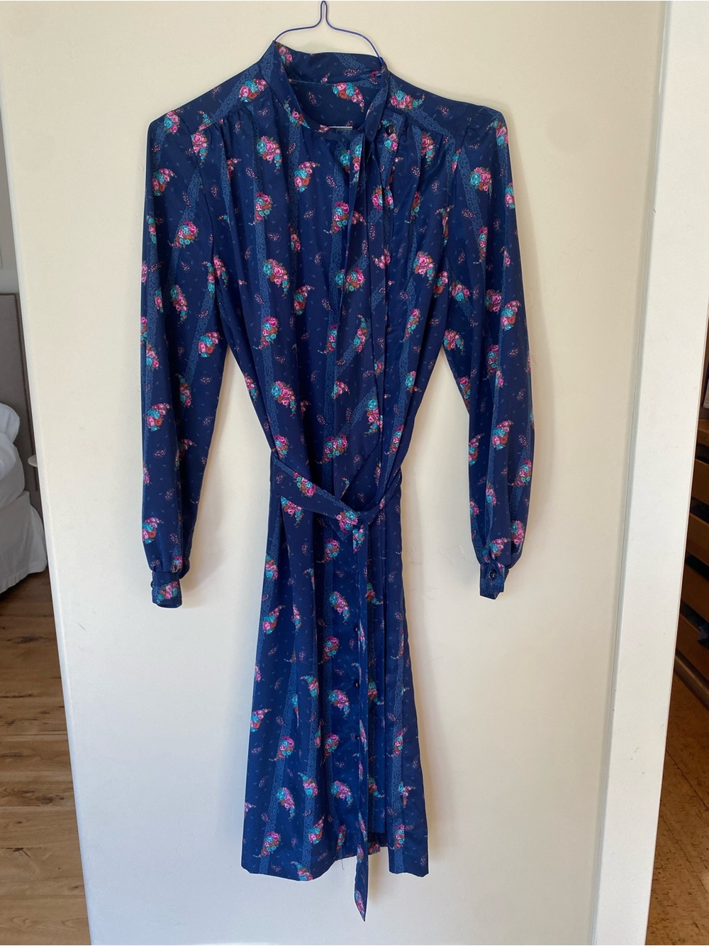 Vintage Edith Flagg Women’s Navy Floral Long-Sleeve Tie-Waist Dress